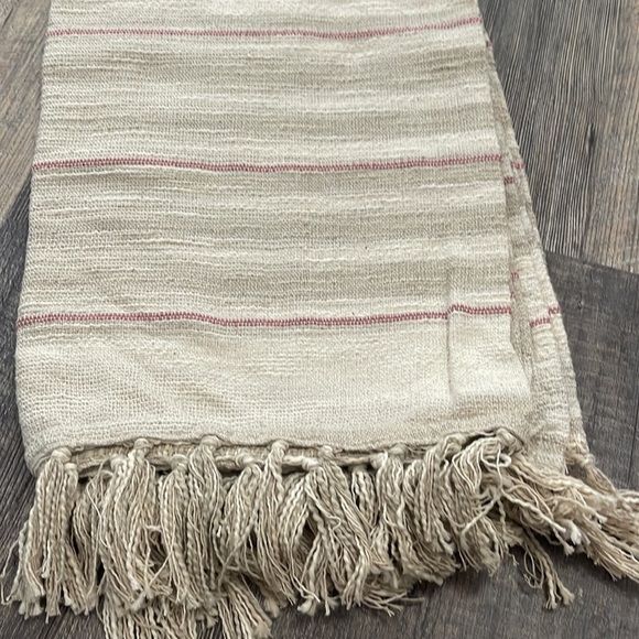 Lacourte hand made blanket - Picture 3 of 12